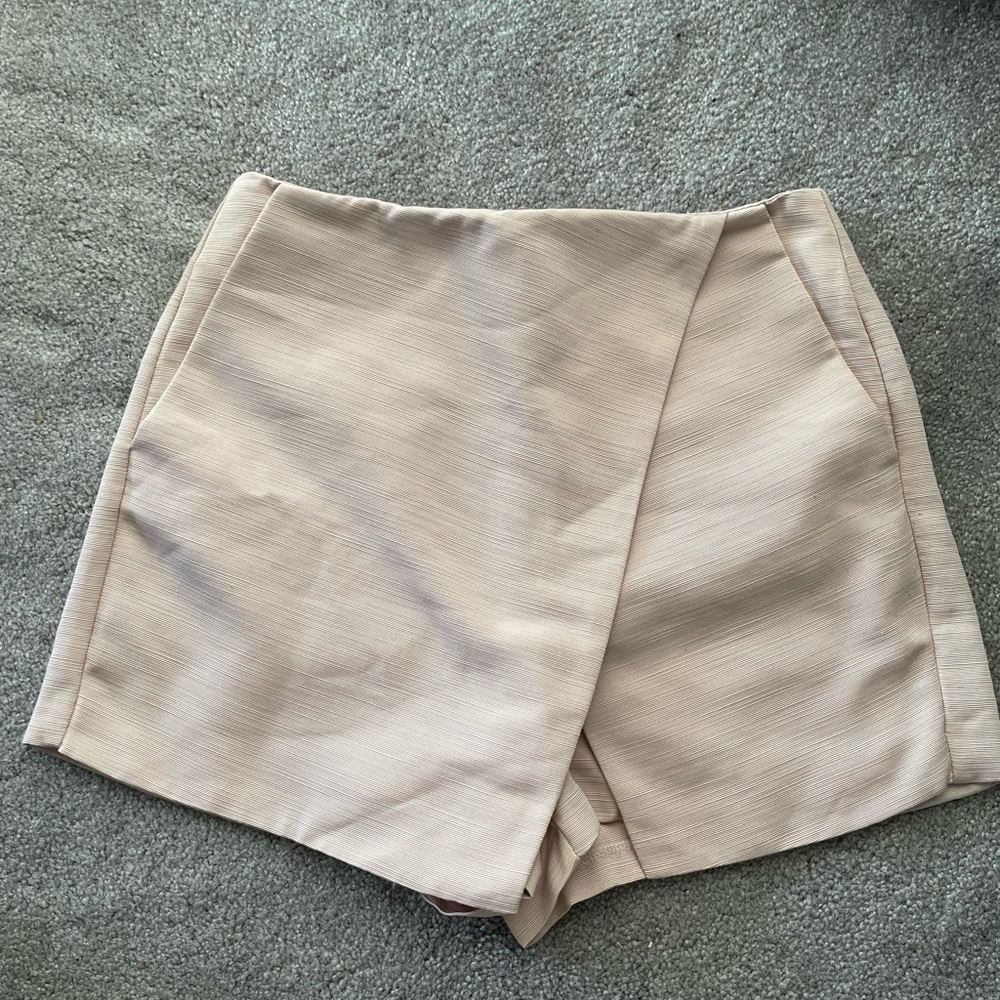 Topshop light pink Skort with a pretty sheen